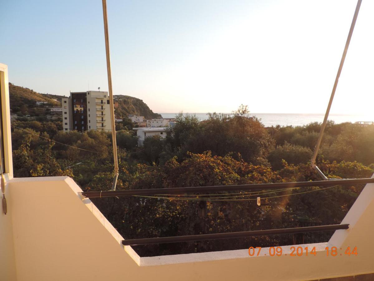 Velco Bb Himara Bed & Breakfast Exterior photo